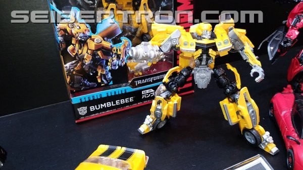 Transformers News: Wonderfest 2018 - Transformers Studio Series Leader Grimlock Diorama, Optimus Prime and More#wf2018w