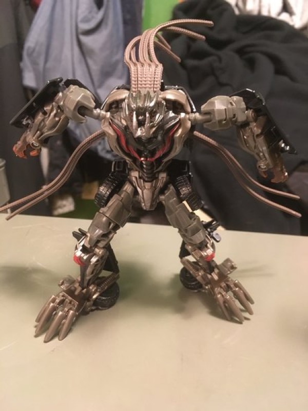 Transformers News: In-Hand Images and Comparisons of Transformers Studio Series Ratchet, Stinger, Bumblebee, Crowbar Transformers News: In-Hand Images and Comparisons of Transformers Studio Series Ratchet, Stinger, Bumblebee, Crowbar