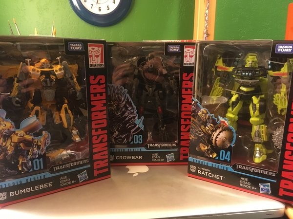 Transformers News: In-Hand Images and Comparisons of Transformers Studio Series Ratchet, Stinger, Bumblebee, Crowbar Transformers News: In-Hand Images and Comparisons of Transformers Studio Series Ratchet, Stinger, Bumblebee, Crowbar