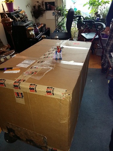 Transformers News: Pictorial Review of Imaginarium Art Coronation Starscream Statue
