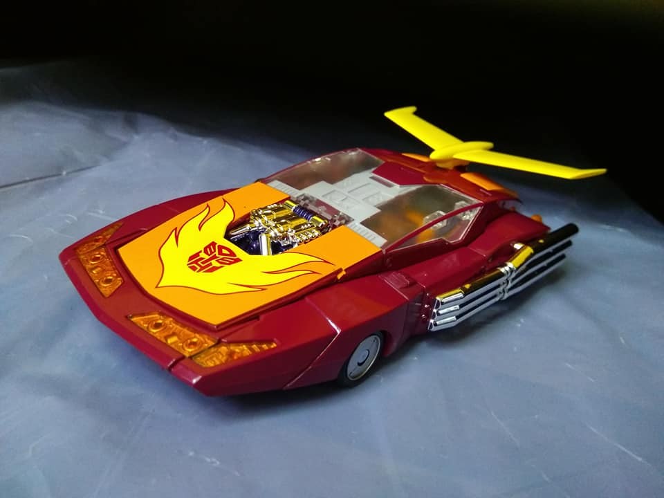 Transformers News: In-Hand Images of Takara Tomy Masterpiece MP-40 Targetmaster Hot Rodimus Transformers News: In-Hand Images of Takara Tomy Masterpiece MP-40 Targetmaster Hot Rodimus