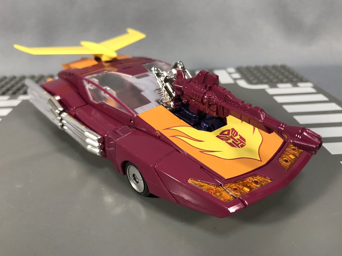 Transformers News: In-Hand Images of Takara Tomy Masterpiece MP-40 Targetmaster Hot Rodimus Transformers News: In-Hand Images of Takara Tomy Masterpiece MP-40 Targetmaster Hot Rodimus