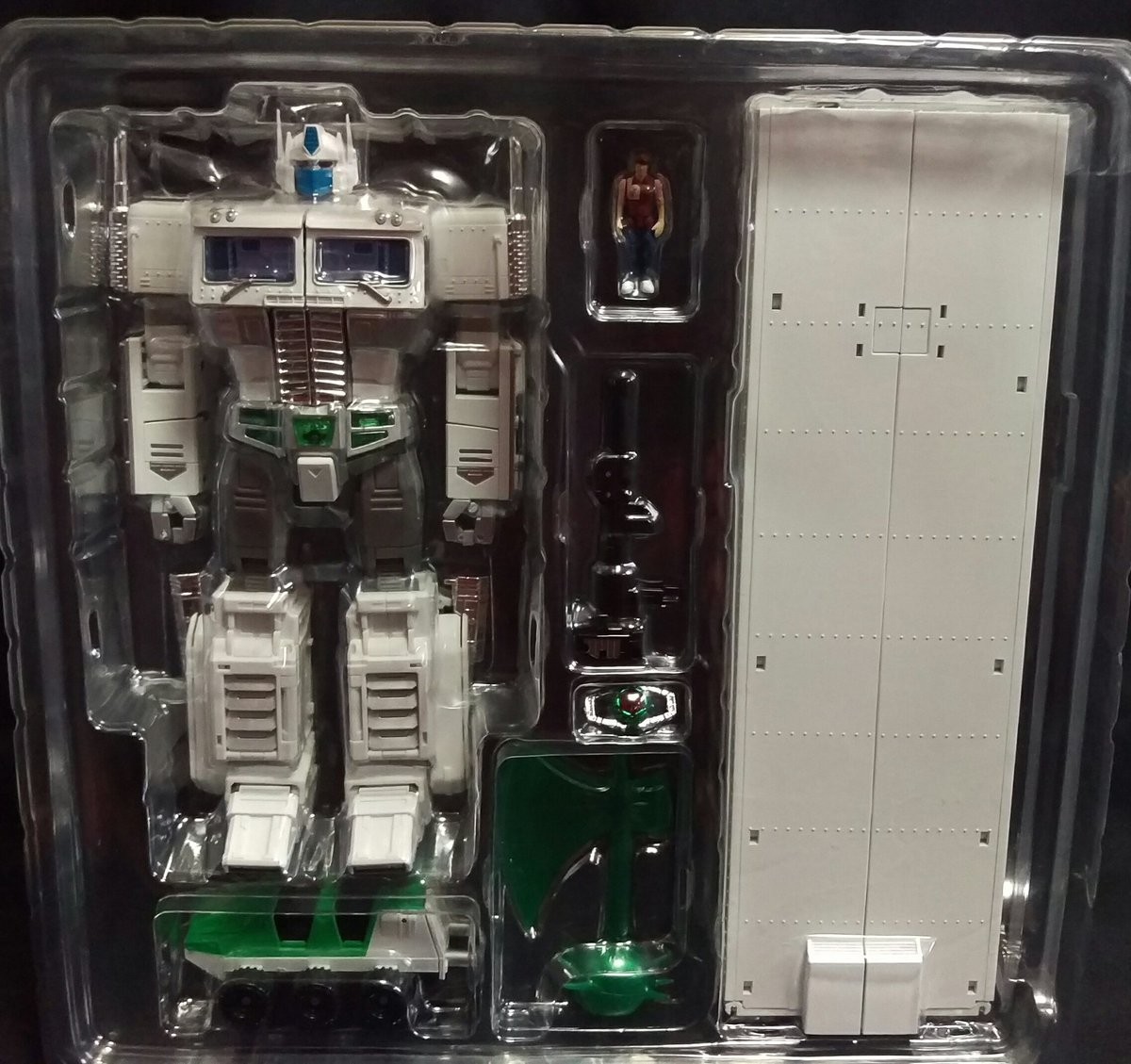 Transformers News: In-Hand Images of Takara Tomy Transformers Masterpiece MP-10 Convoy 7-11 Edition