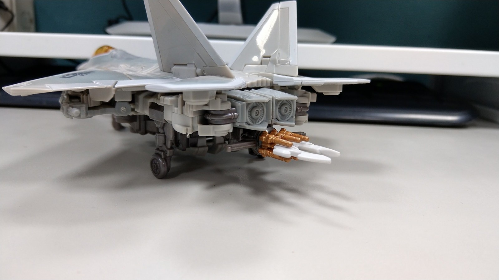 Transformers News: In-Hand Images of Transformers Studio Series 06 Starscream