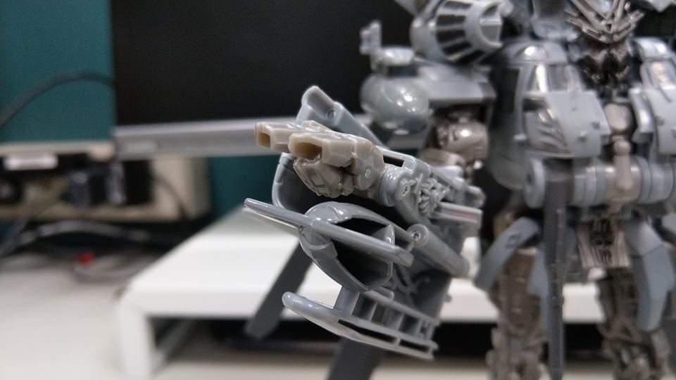 Transformers News: Over 50 In Hand Images of Transformers Studio Series Leader Blackout Transformers News: Over 50 In Hand Images of Transformers Studio Series Leader Blackout