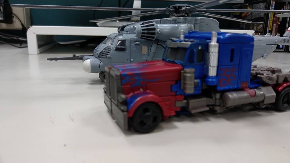 Transformers News: Over 50 In Hand Images of Transformers Studio Series Leader Blackout Transformers News: Over 50 In Hand Images of Transformers Studio Series Leader Blackout