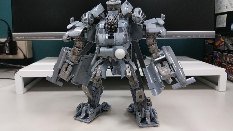 Transformers News: Over 50 In Hand Images of Transformers Studio Series Leader Blackout Transformers News: Over 50 In Hand Images of Transformers Studio Series Leader Blackout