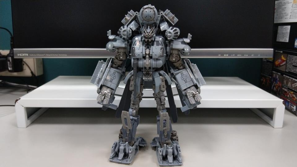 Transformers News: Over 50 In Hand Images of Transformers Studio Series Leader Blackout Transformers News: Over 50 In Hand Images of Transformers Studio Series Leader Blackout