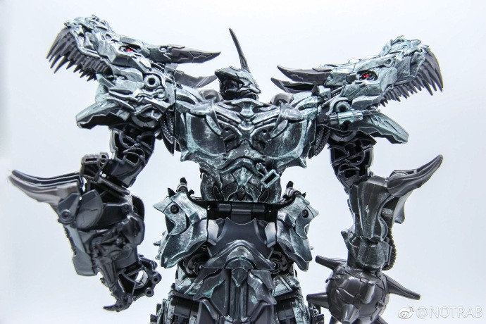 Transformers News: New In Hand Images and Transformation Video of Leader Class Grimlock from Transformers Studio Series Transformers News: New In Hand Images and Transformation Video of Leader Class Grimlock from Transformers Studio Series