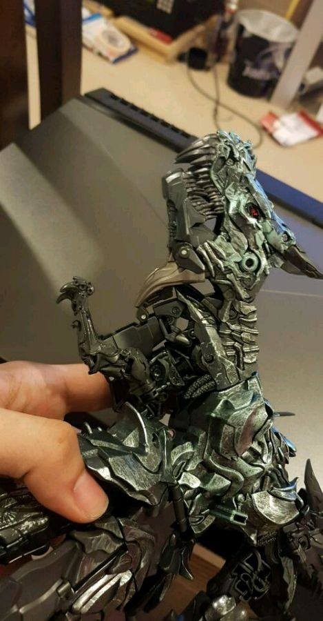 Transformers News: New In Hand Images and Transformation Video of Leader Class Grimlock from Transformers Studio Series