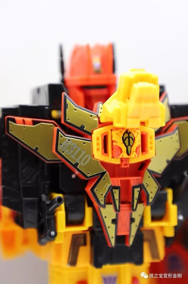 Transformers News: High Quality Images of Power of the Primes Predaking and Predacons