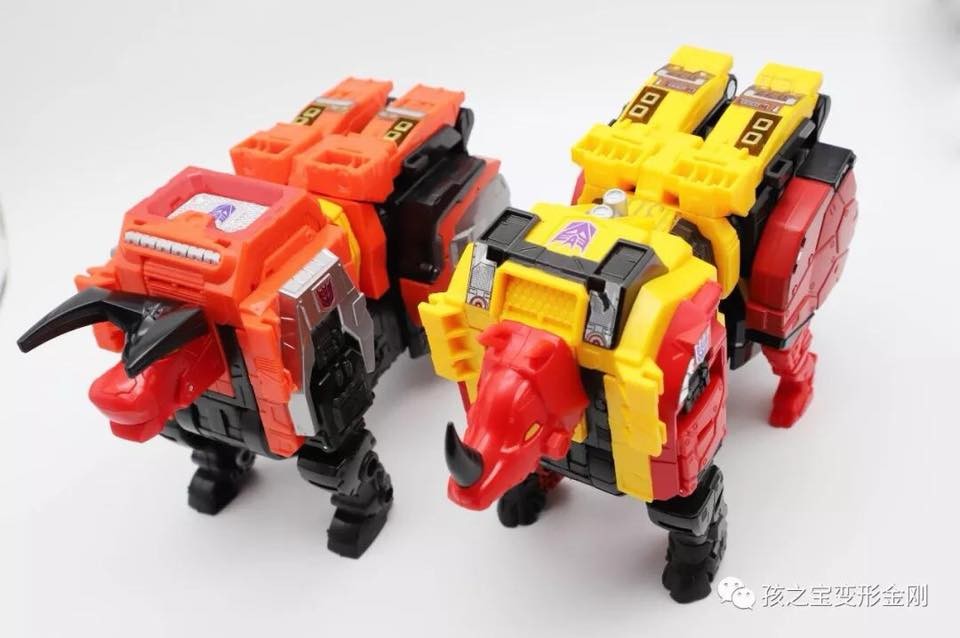 Transformers News: High Quality Images of Power of the Primes Predaking and Predacons