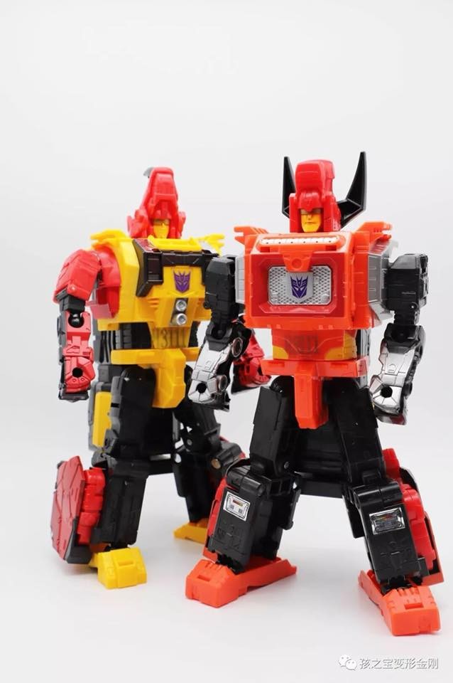 Transformers News: High Quality Images of Power of the Primes Predaking and Predacons