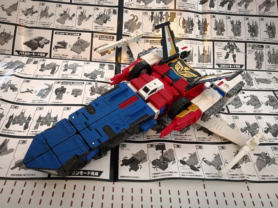 Transformers News: In-Hand Images of Takara Tomy Transformers Legends LG-EX Greatshot and Grand Maximus