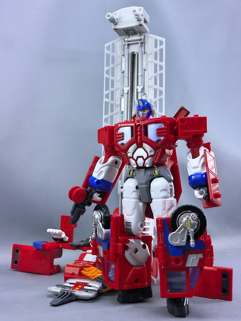 Transformers News: High Quality In Hand Images of Takara Tomy Transformers Encore God Fire Convoy (RID Omega Prime) Transformers News: High Quality In Hand Images of Takara Tomy Transformers Encore God Fire Convoy (RID Omega Prime)