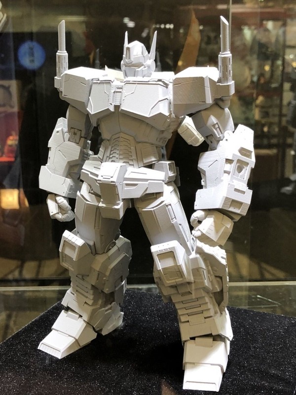 Transformers News: Images of Flame Toys IDW Non-Transforming Optimus Prime Prototype