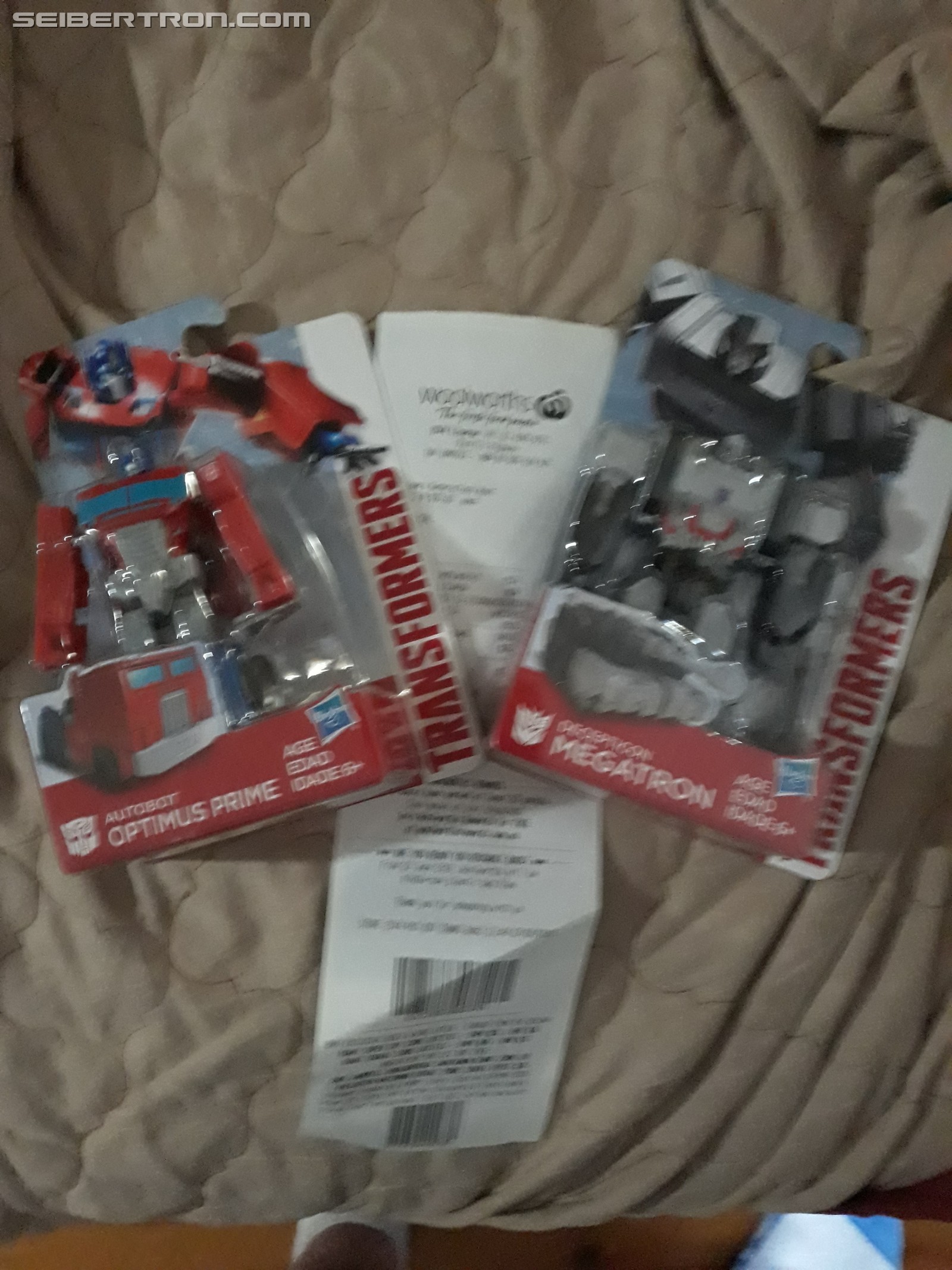 Transformers News: Transformers Authentics Found at Australian Retail Transformers News: Transformers Authentics Found at Australian Retail