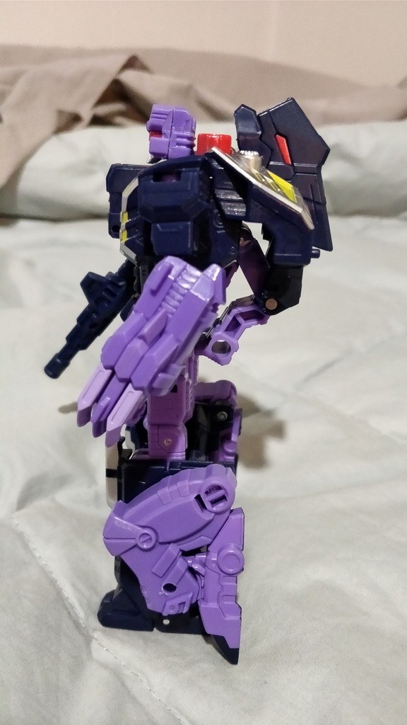 Transformers News: Transformers Power of the Primes Wave 3 Deluxes Found in New Zealand Plus In Hand Pics of Blot Transformers News: Transformers Power of the Primes Wave 3 Deluxes Found in New Zealand Plus In Hand Pics of Blot