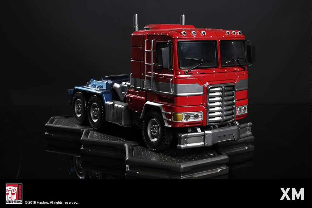 Transformers News: Official Images, Description and Prices for XM Studios Optimus Prime Statue