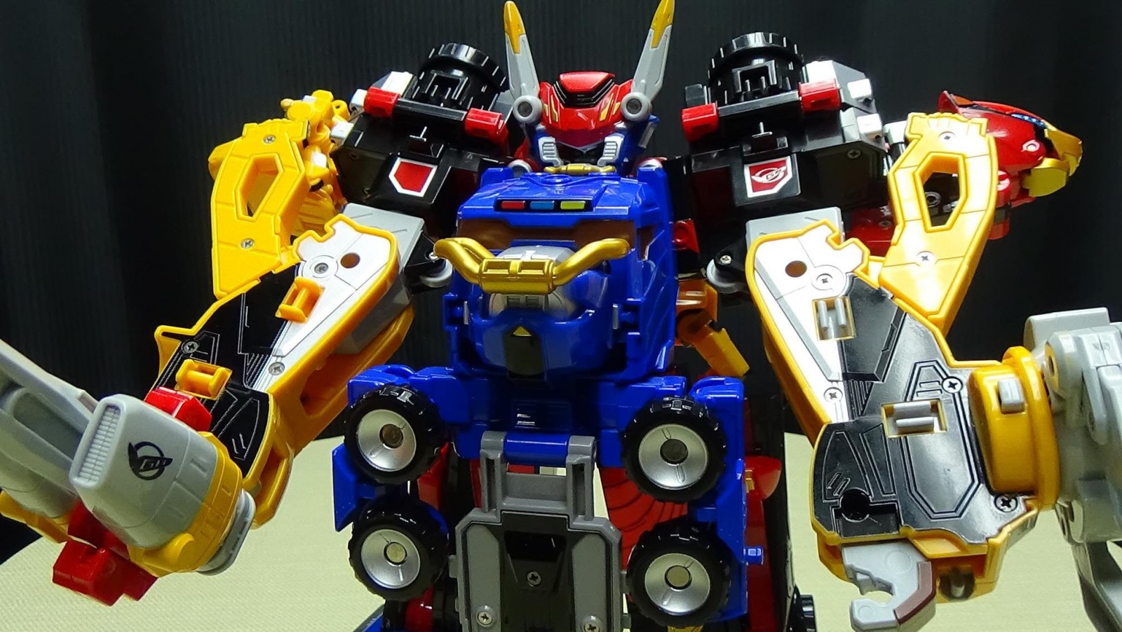 Transformers News: Hasbro Acquires the Power Rangers Brand for $522 Million