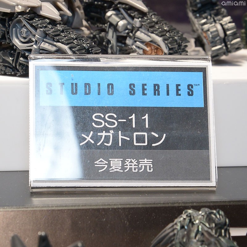Transformers News: Display Images of Transformers Studio Series Brawl and Megatron