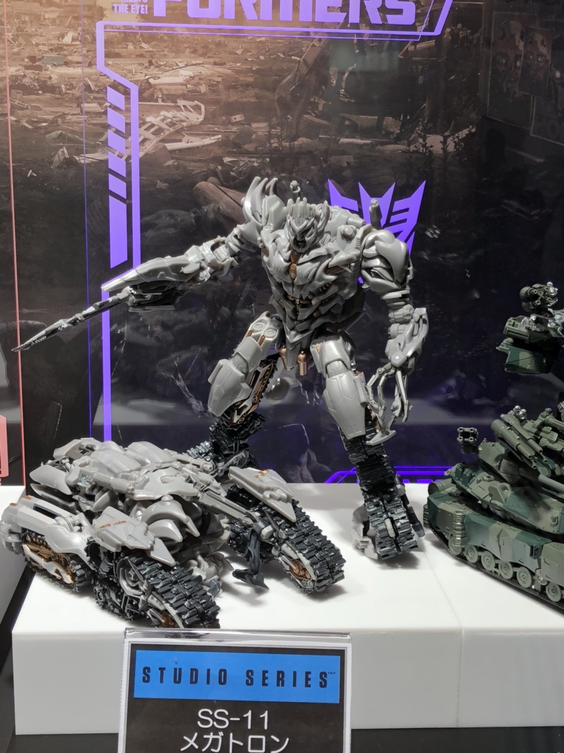 Transformers News: Display Images of Transformers Studio Series Brawl and Megatron