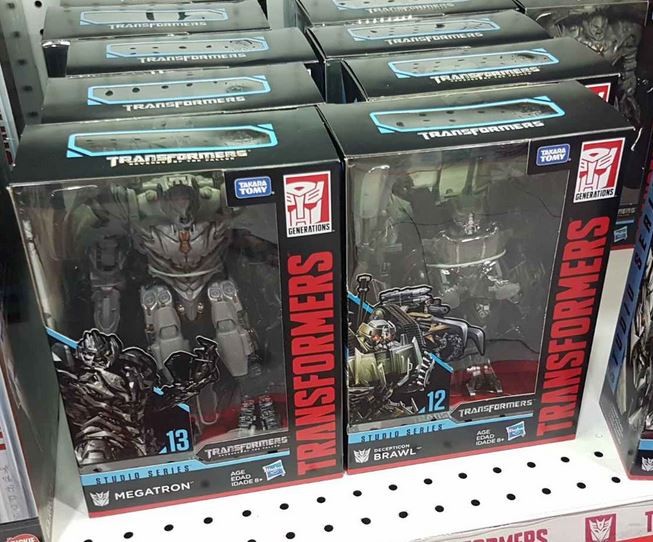 Transformers News: First Global Sighting of Transformers Studio Series Voyagers Brawl and Megatron Transformers News: First Global Sighting of Transformers Studio Series Voyagers Brawl and Megatron