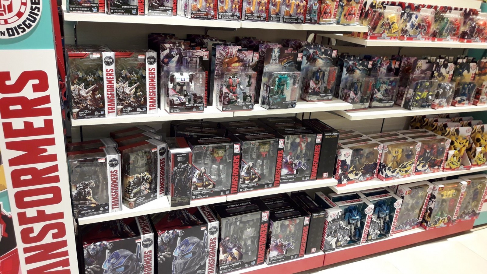 Transformers News: First Global Sighting of Transformers Power of the Primes Prime Master Wave 3