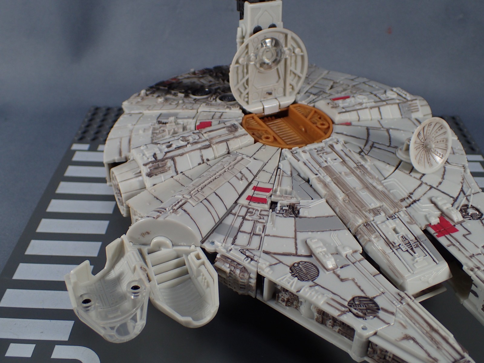 Transformers News: In-Hand Images of Takara Tomy Star Wars Powered By Transformer Millennium Falcon
