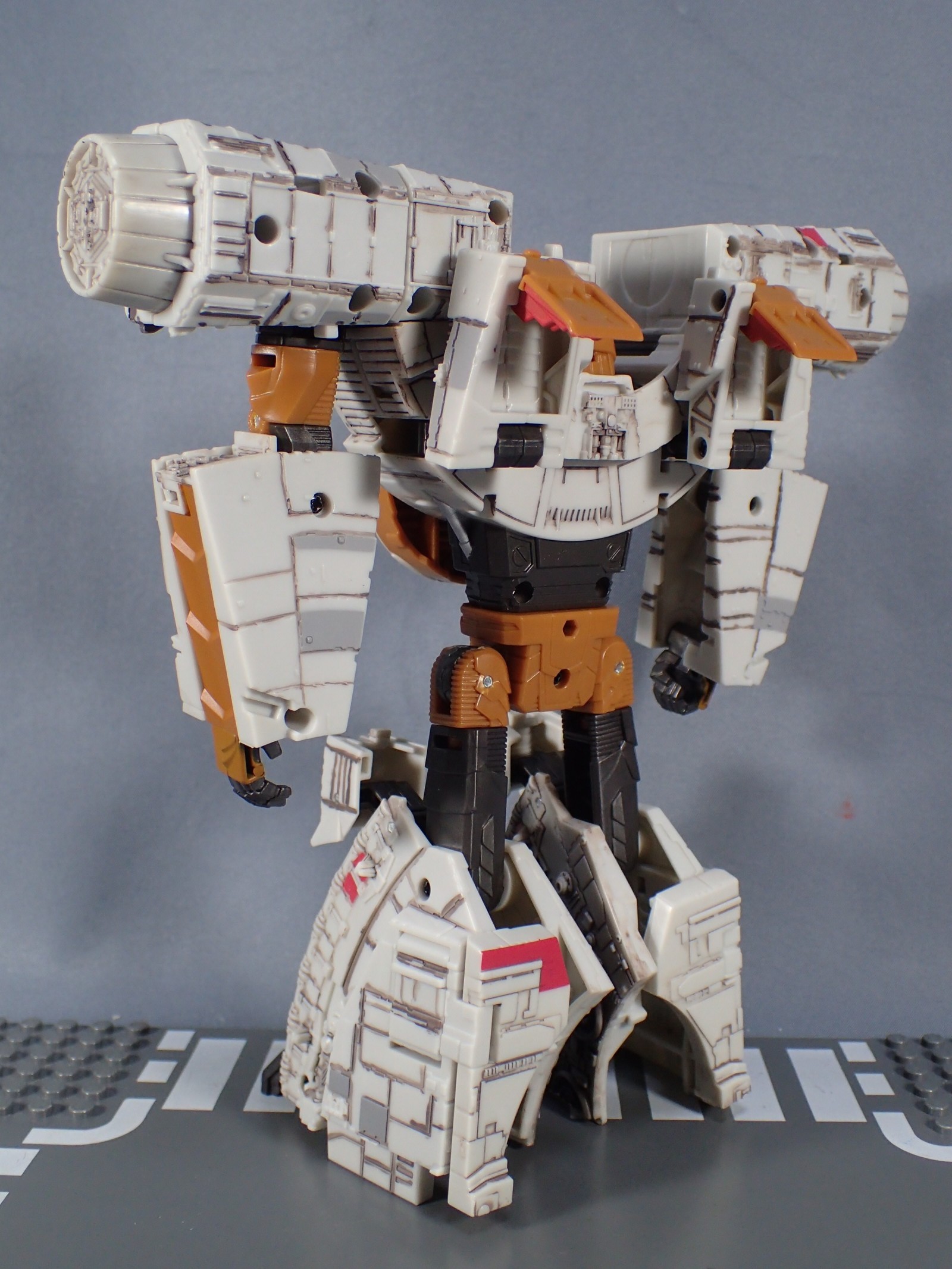 Transformers News: In-Hand Images of Takara Tomy Star Wars Powered By Transformer Millennium Falcon