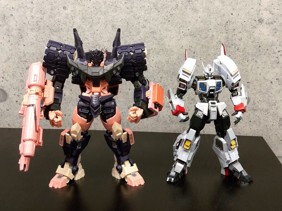 Transformers News: Production Prototype Images of Flame Toys IDW Transformers Tarn