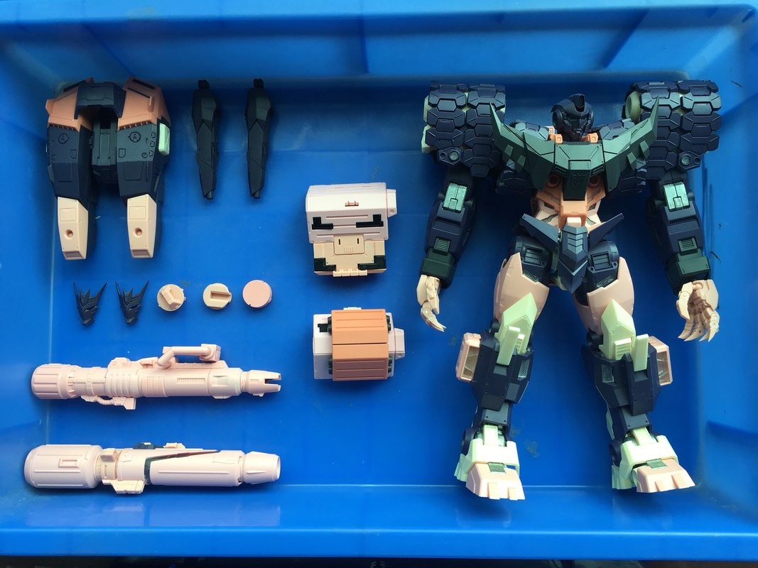 Transformers News: Production Prototype Images of Flame Toys IDW Transformers Tarn