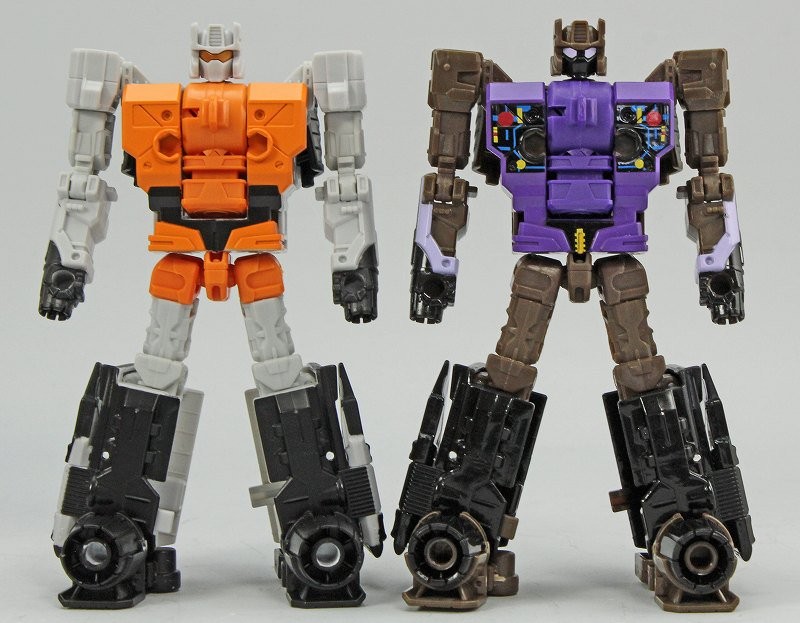 Transformers News: In-Hand Images and Comparisons of Transformers Prime Wars Blast Off