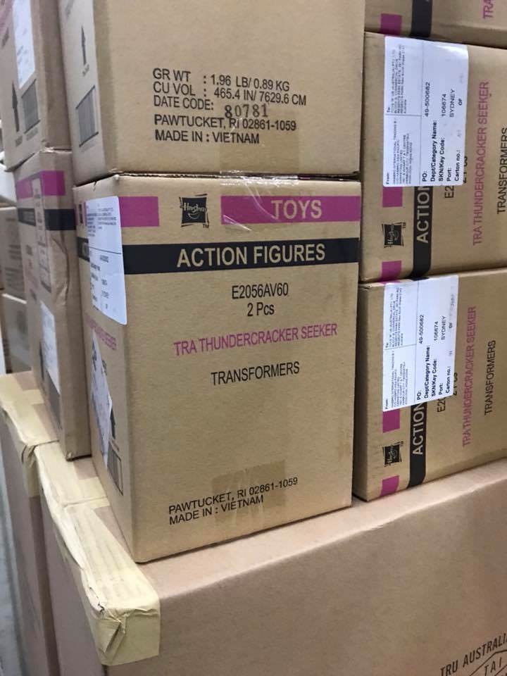 Transformers News: Toys R Us Australia News: Discount Increase, MPM Barricade, Studio Thundercracker