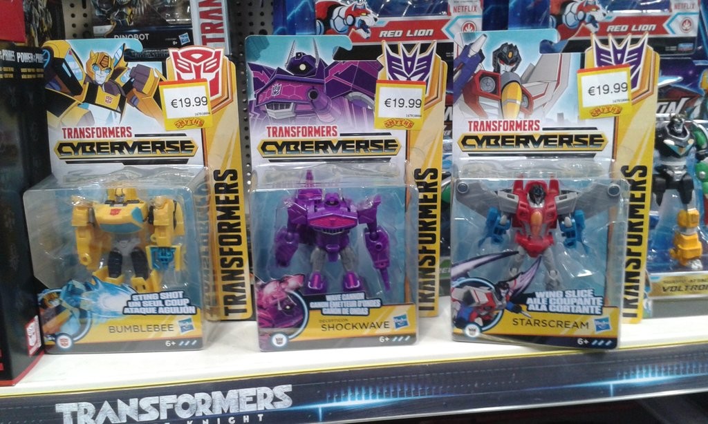 Transformers News: New Transformers Cyberverse UK Sighting and New Stock Images for Scout and Warrior Class Transformers News: New Transformers Cyberverse UK Sighting and New Stock Images for Scout and Warrior Class