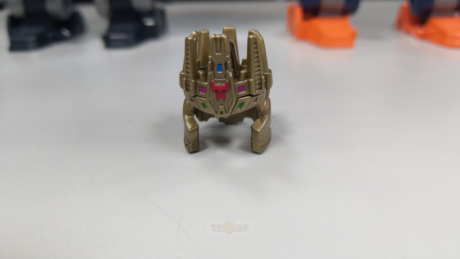 Transformers News: Transformers Power of the Primes San Diego Comic Con Throne of the Primes Pictorial and Video Review