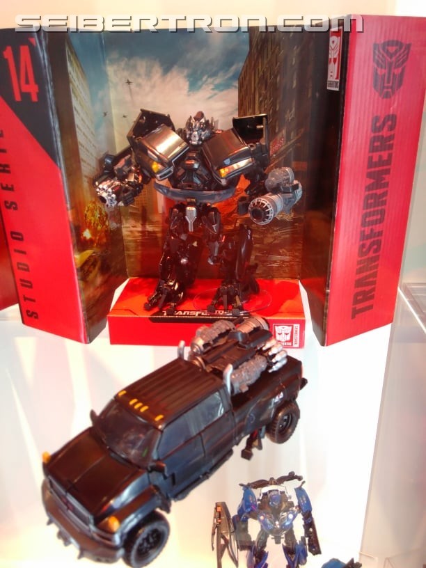 Transformers News: Transformers Studio Series Bumblebee Movie Bumblebee Revealed with Others #HasbroSDCC Transformers News: Transformers Studio Series Bumblebee Movie Bumblebee Revealed with Others #HasbroSDCC