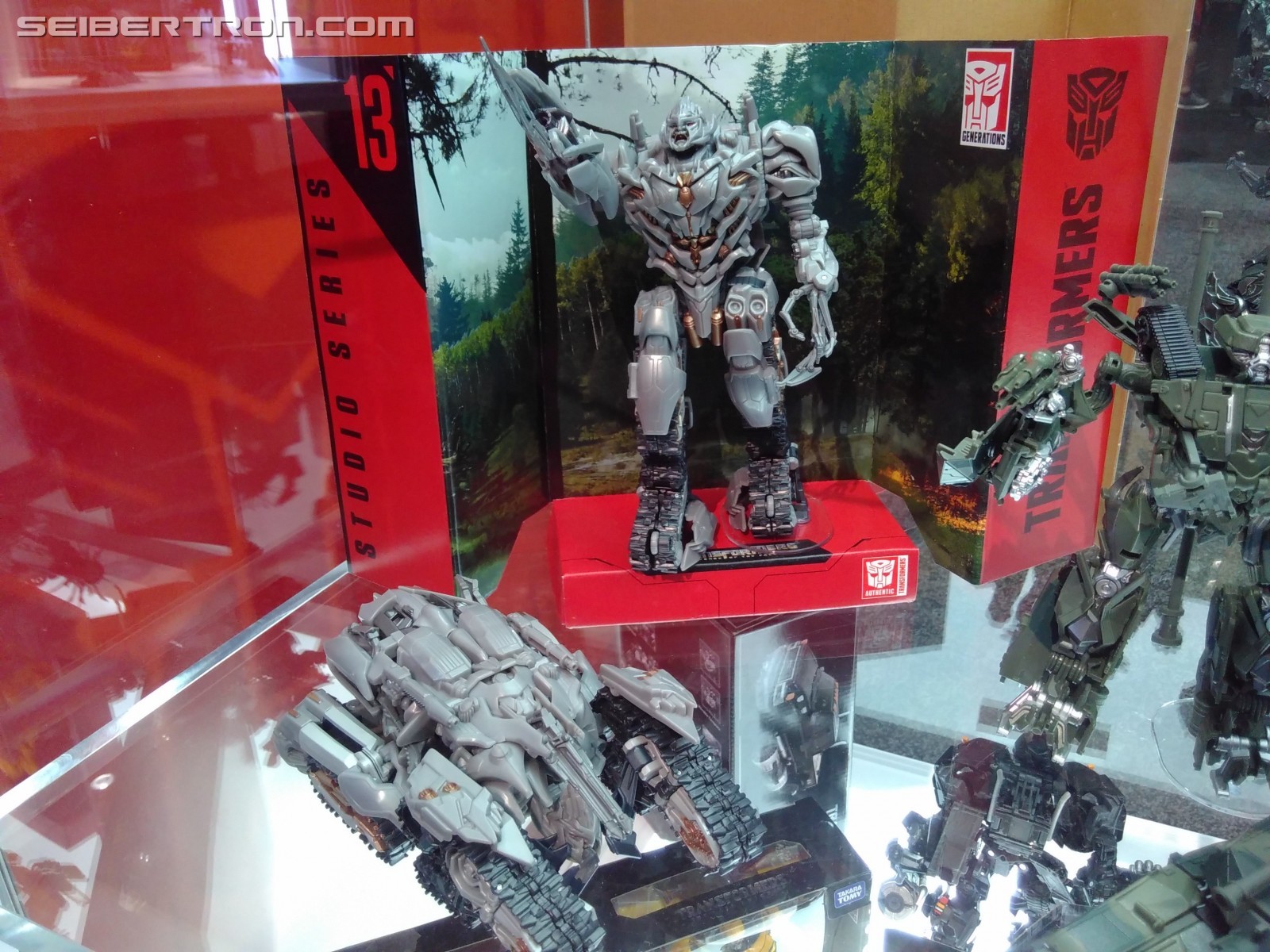 Transformers News: Transformers Studio Series Bumblebee Movie Bumblebee Revealed with Others #HasbroSDCC Transformers News: Transformers Studio Series Bumblebee Movie Bumblebee Revealed with Others #HasbroSDCC