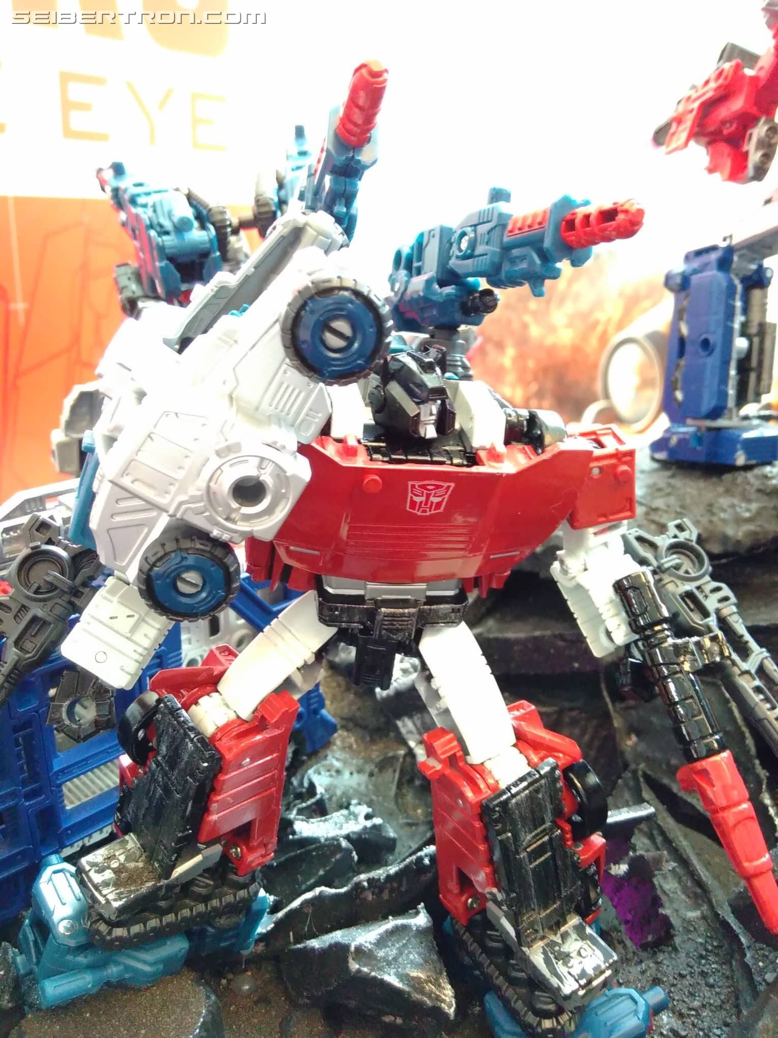 Transformers News: War for Cybertron: Siege Toys on Display at SDCC 2018 with Ultra Magnus, Hound, Ironhide and More Transformers News: War for Cybertron: Siege Toys on Display at SDCC 2018 with Ultra Magnus, Hound, Ironhide and More