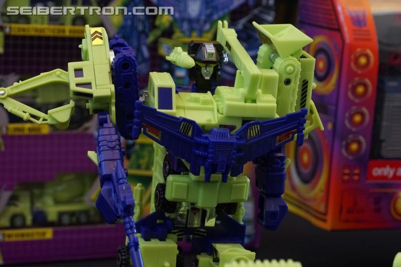 Transformers News: Gallery of Transformers Generation 1 Toy Reissues Shown at SDCC 2018 Updated with Video