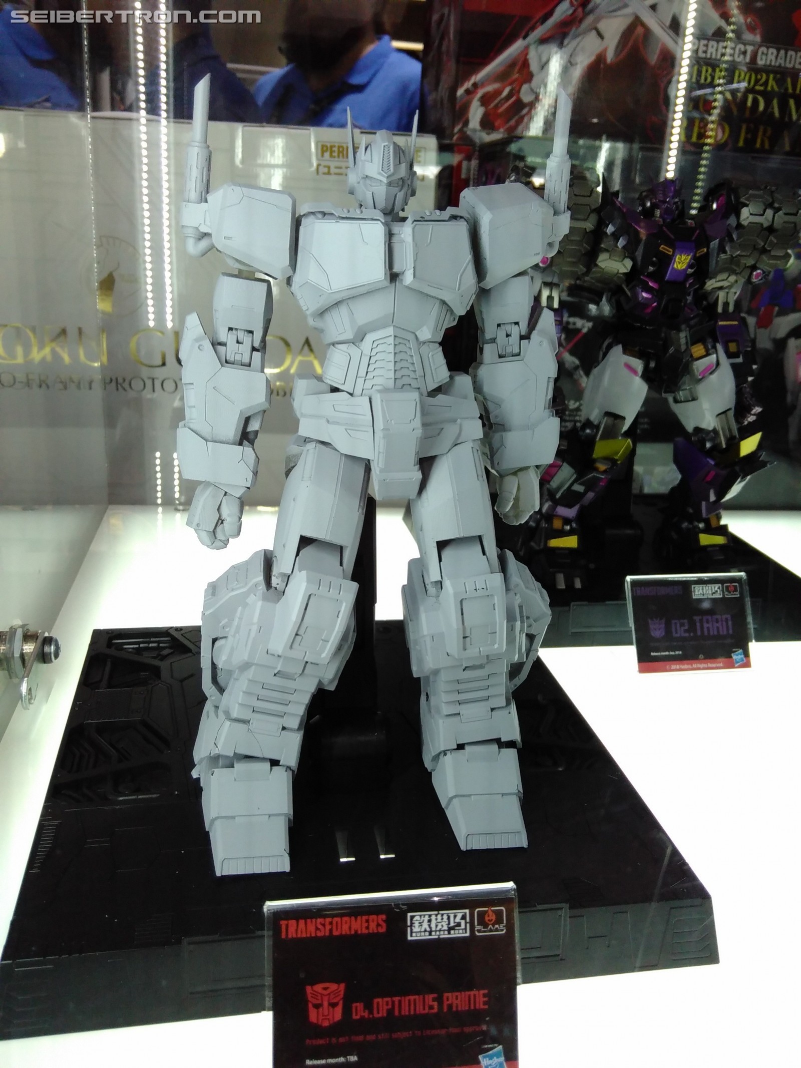 Transformers News: Flame Toys IDW Transformers at #SDCC2018: Tarn, Optimus Prime, Starscream & More