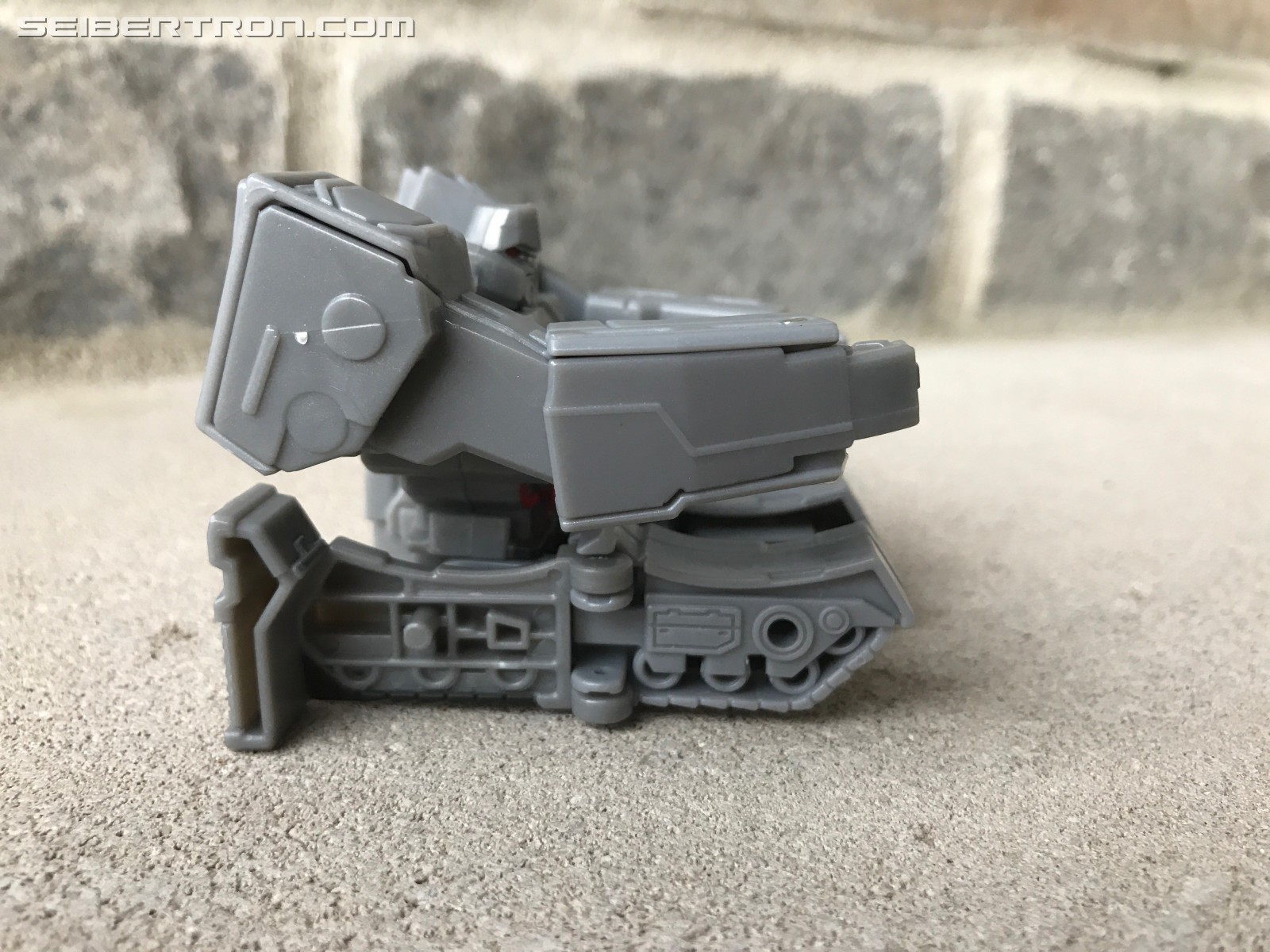 Transformers News: Pictorial Review for Transformers Cyberverse Scout Megatron