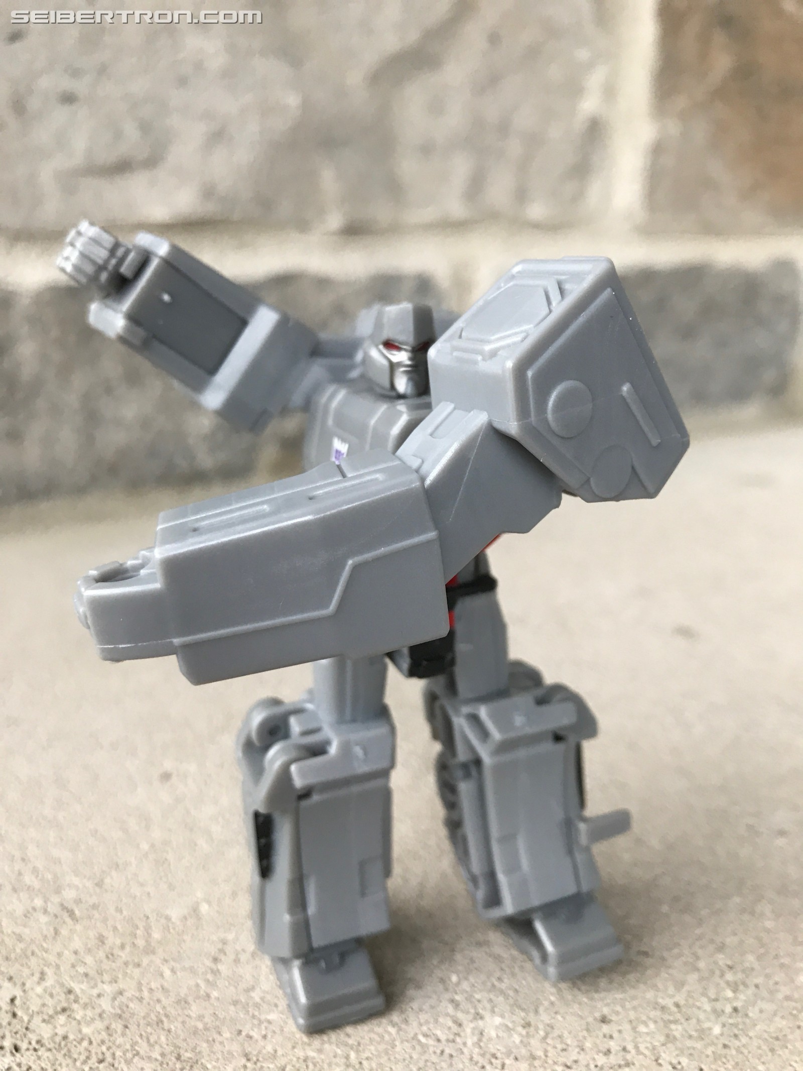 Transformers News: Pictorial Review for Transformers Cyberverse Scout Megatron