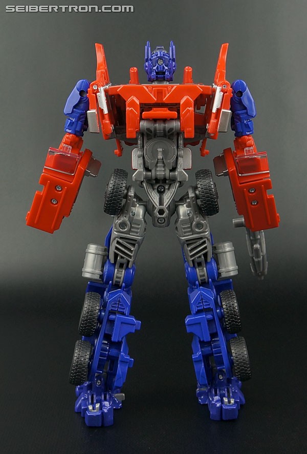 Transformers News: More Images of Bumblebee Movie Evasion Mode Optimus Prime Toy Show Major Differences from Previo Transformers News: More Images of Bumblebee Movie Evasion Mode Optimus Prime Toy Show Major Differences from Previo