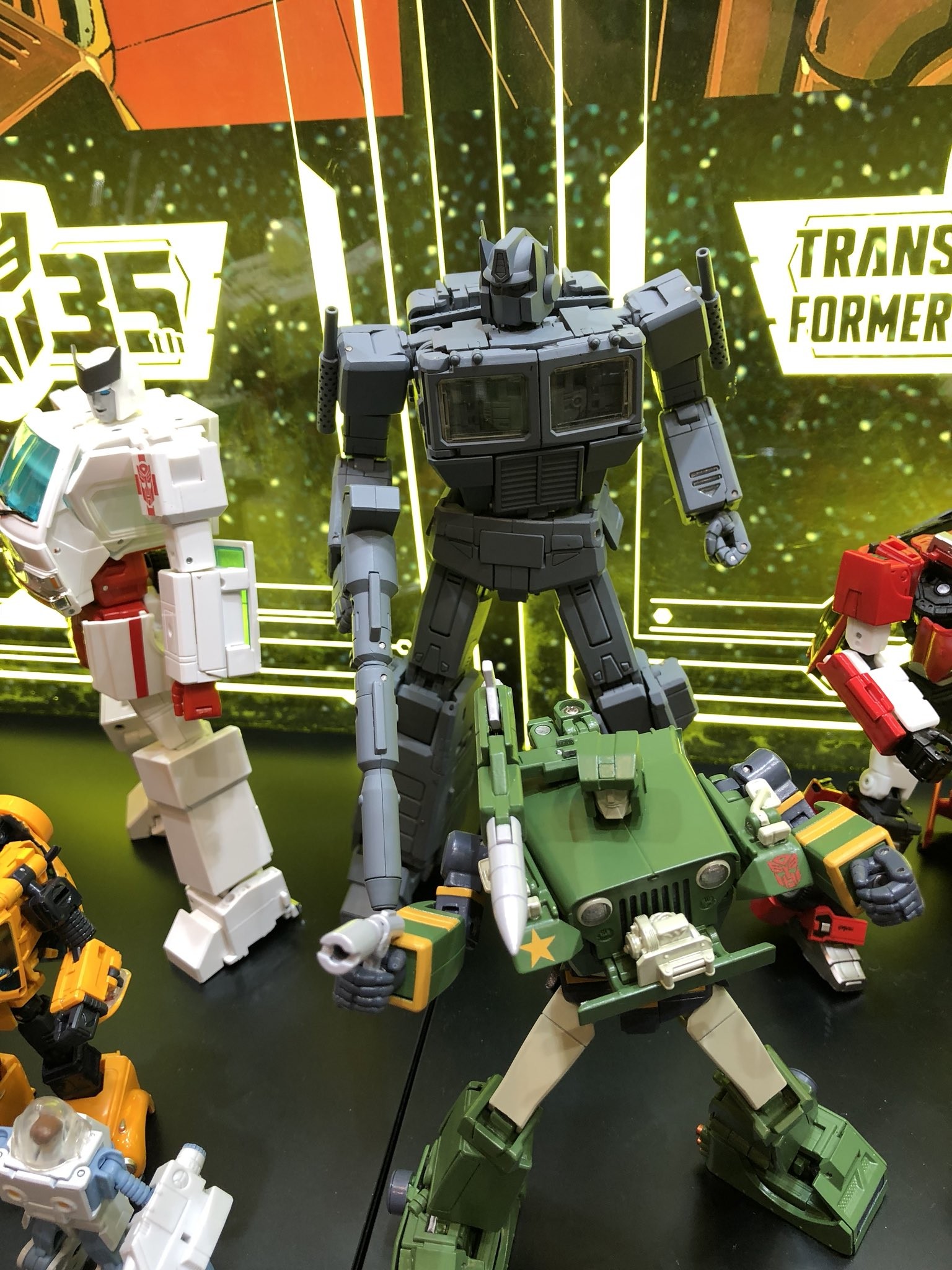 Transformers News: Takara Transformers Masterpiece Optimus Prime Ver 3 on Display at Wonderfest 2018 Transformers News: Takara Transformers Masterpiece Optimus Prime Ver 3 on Display at Wonderfest 2018