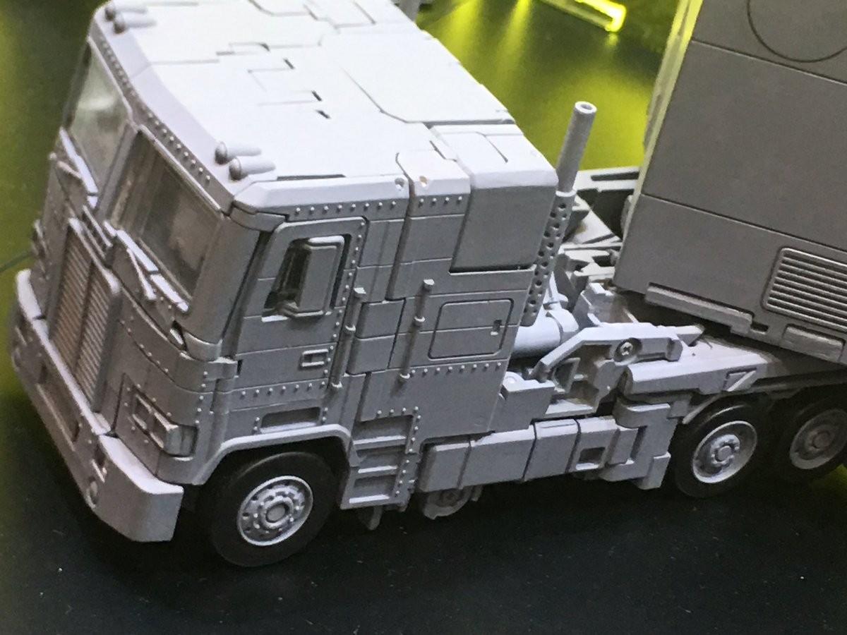 Transformers News: Takara Transformers Masterpiece Optimus Prime Ver 3 on Display at Wonderfest 2018 Transformers News: Takara Transformers Masterpiece Optimus Prime Ver 3 on Display at Wonderfest 2018