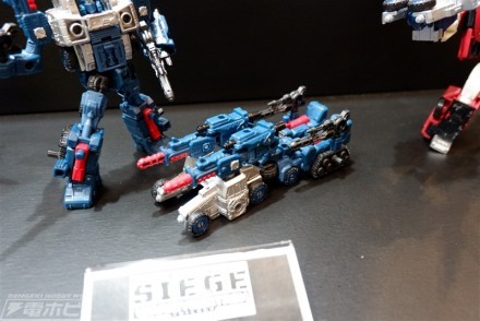 Transformers News: More Photos of Transformers War for Cybertron: Siege Figures at Wonderfest 2018 #?????  #wf2018s