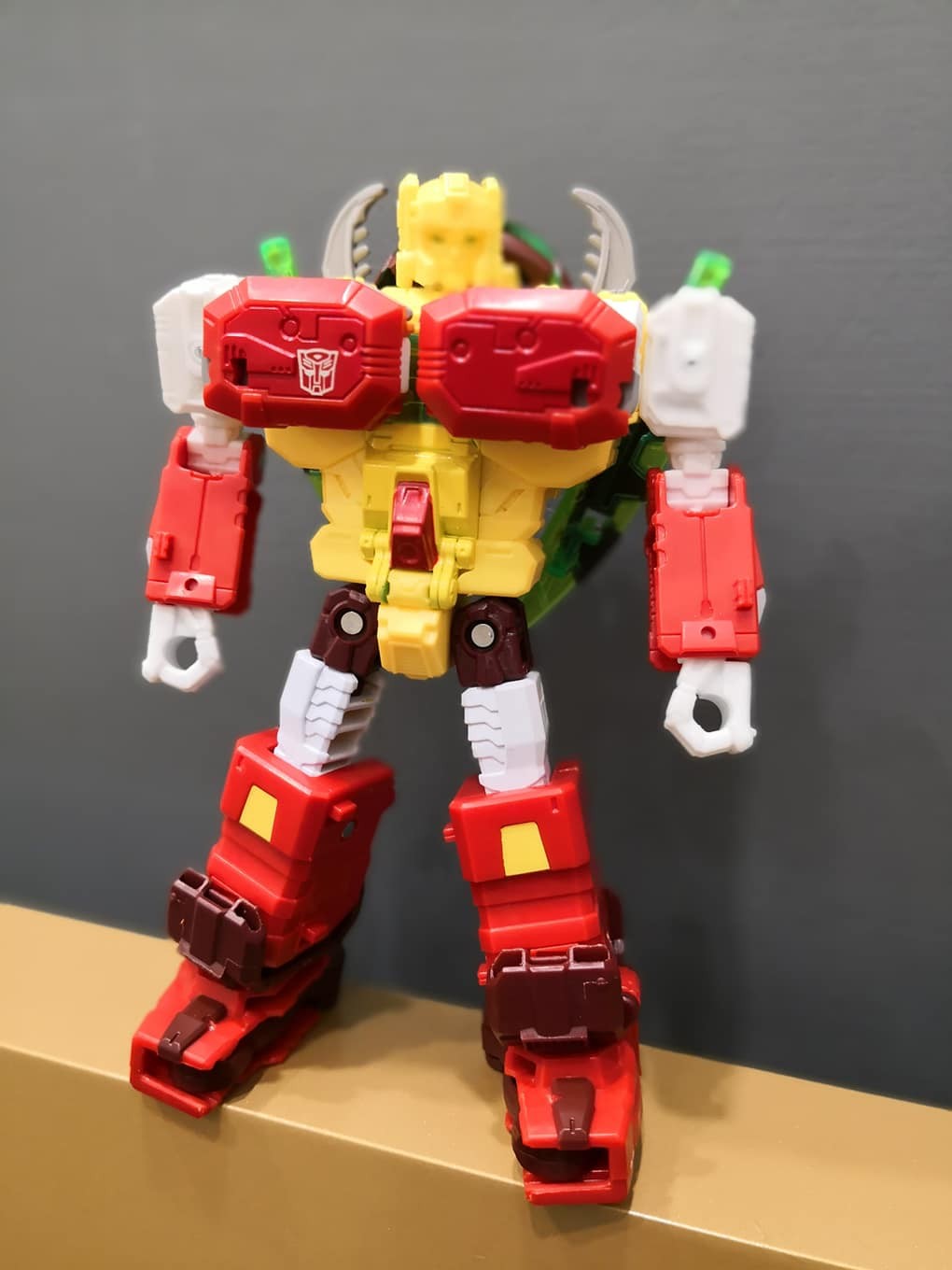 Transformers News: More In Hand Images of Transformers Power of the Primes Repugnus who is also Shipping now from Amazo Transformers News: More In Hand Images of Transformers Power of the Primes Repugnus who is also Shipping now from Amazo