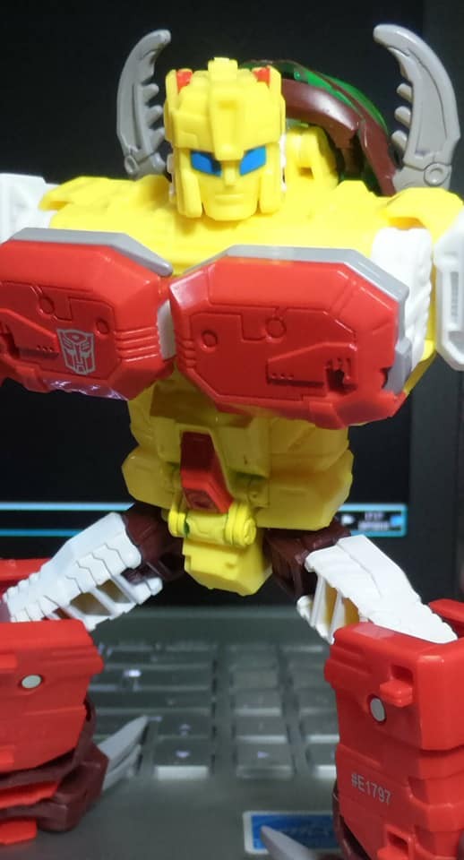 Transformers News: More In Hand Images of Transformers Power of the Primes Repugnus who is also Shipping now from Amazo Transformers News: More In Hand Images of Transformers Power of the Primes Repugnus who is also Shipping now from Amazo