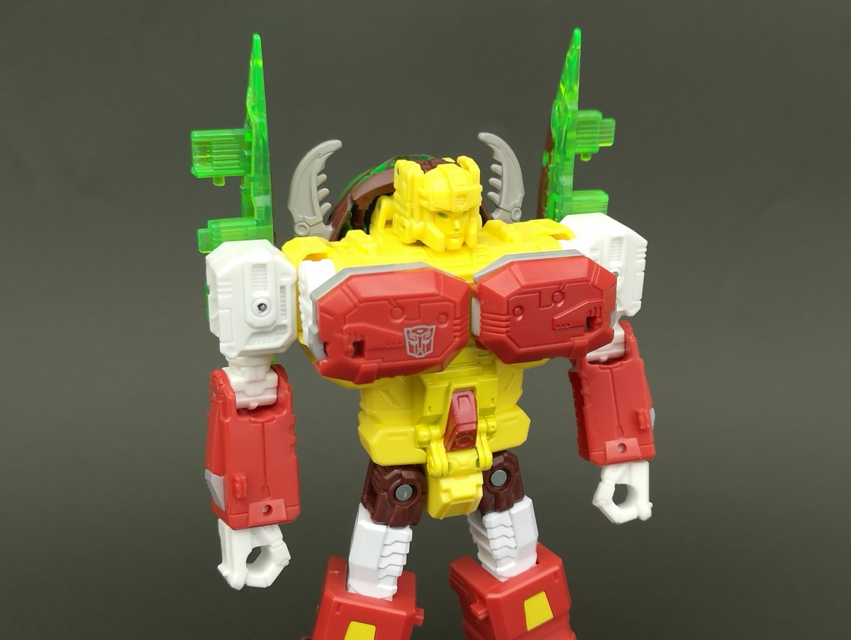 Transformers News: More In Hand Images of Transformers Power of the Primes Repugnus who is also Shipping now from Amazo Transformers News: More In Hand Images of Transformers Power of the Primes Repugnus who is also Shipping now from Amazo
